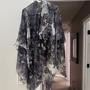 Black , dark gray and white Floral Kimono